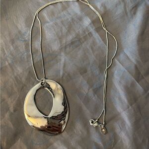 Silver tone necklace